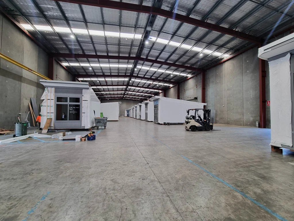 Onehunga LARGE FUNCTIONAL WAREHOUSE WITH MINIMAL OFFICE
