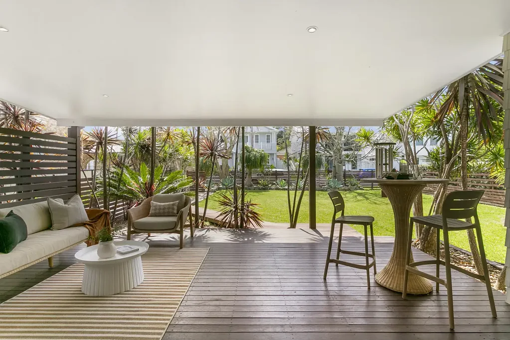 Keiraville 3ਬੈੱਡਰੂਮ Stylishly transformed family cottage with sprawling garden