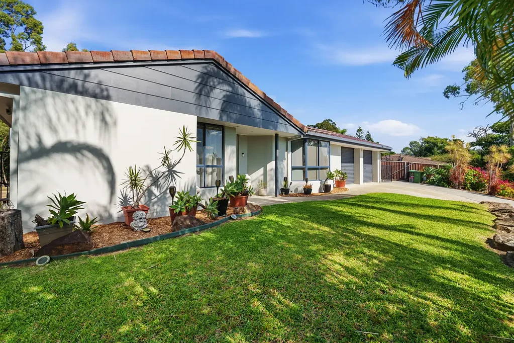 84 Macquarie Avenue, Molendinar, QLD 4214