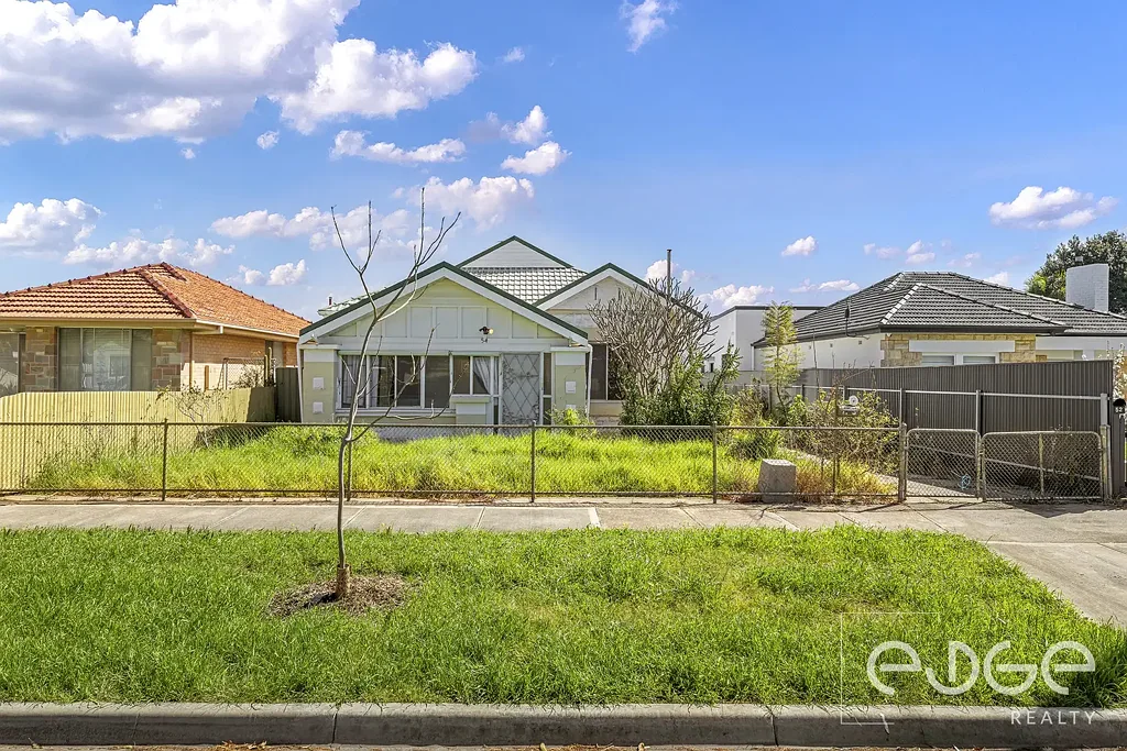 Albert Park 3 Slaapkamer A Character Bungalow Waiting for Its Comeback!