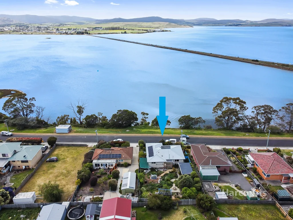 24 Lake Vue Parade, Midway Point, TAS 7171