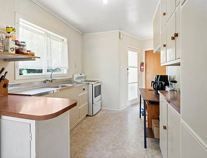 59 Riverpark Crescent, Henderson, Waitakere City, 3 chambres, 1 salles de bain, House
