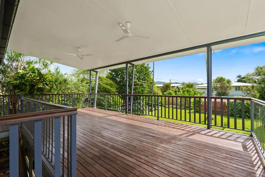 8 Stephens Street, Manunda, QLD 4870