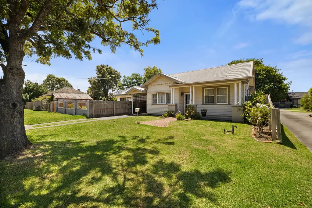 Sale 4 Bedroom CHARACTER HOME IN GREAT LOCATION