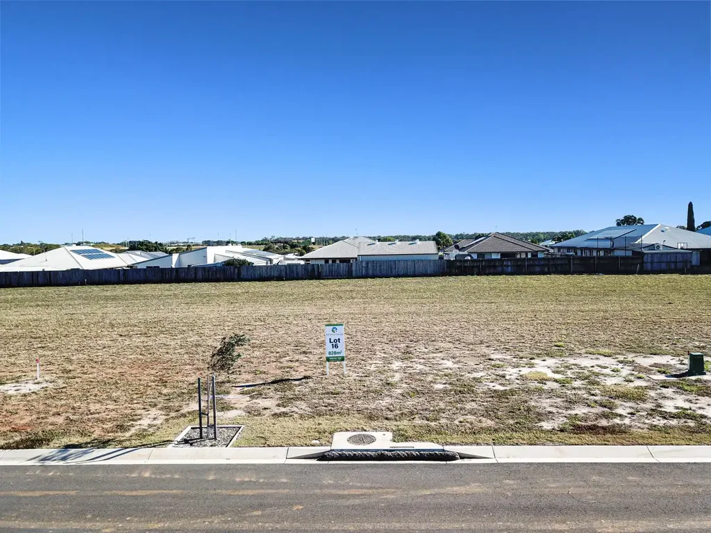 36 Lugano Street, Ashfield, QLD 4670