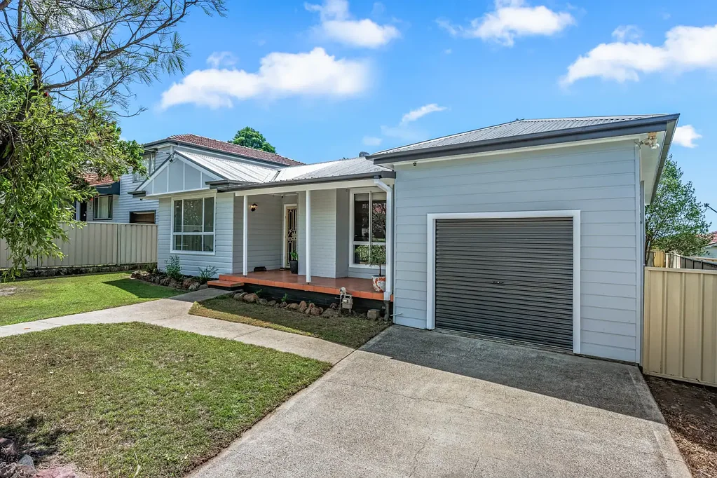 25 Thompson Street, Rutherford, NSW 2320