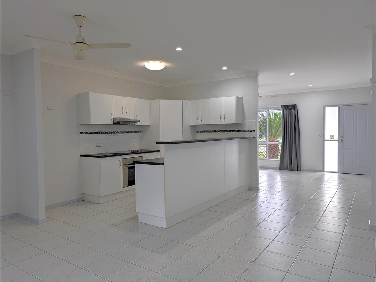 22 TIMBERLEA DR EAST, BENTLEY PARK QLD 4869, 0房, 0浴, House