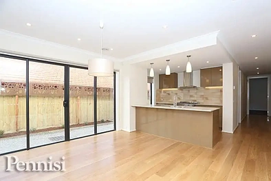 112 Deakin Street, Essendon, VIC 3040, 3 Bedrooms, 2 Bathrooms, Townhouse