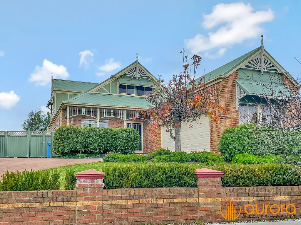 DOUBLE-FLOOR ENTERTAINER IN THE HEART OF BERWICK
