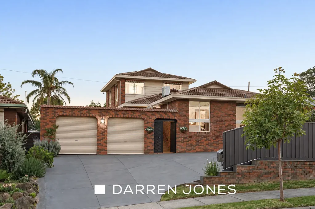 Greensborough 4房  Family Comfort, Space & Outdoor Living in a Prime Greensborough Setting