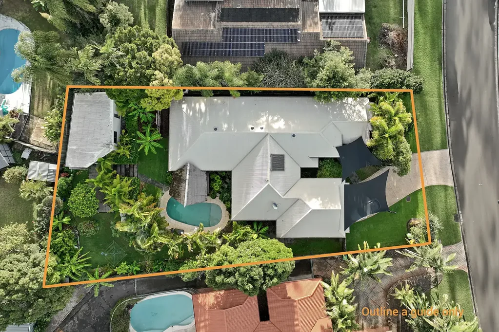 Mountain Creek 5房  Spacious Family Home with Separate Self-Contained Granny Flat on 1127sqm block