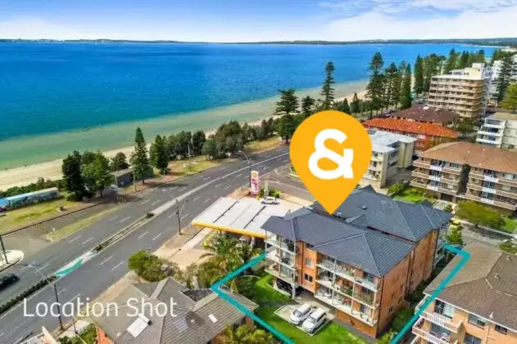 Large Apartment With Water Views!
