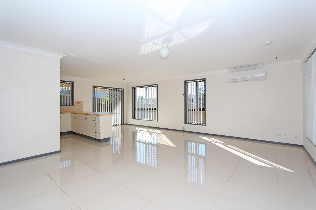 UNIT 2 13 KOORONG AV, PORT MACQUARIE NSW 2444, 0房, 0浴, Unspecified