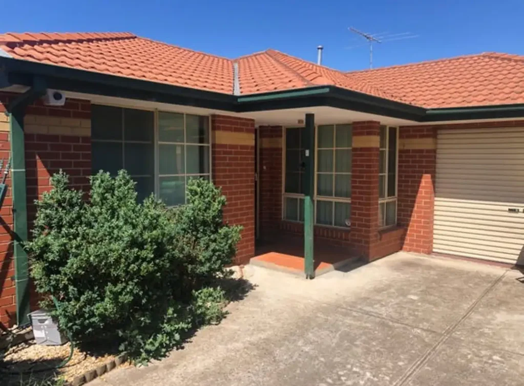 2/17 Carroll Street, Deer Park, VIC 3023