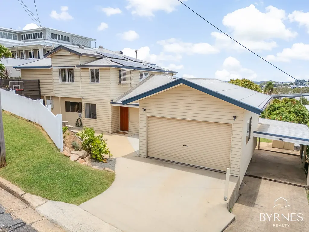 10 Williamson Street, West Gladstone, QLD 4680