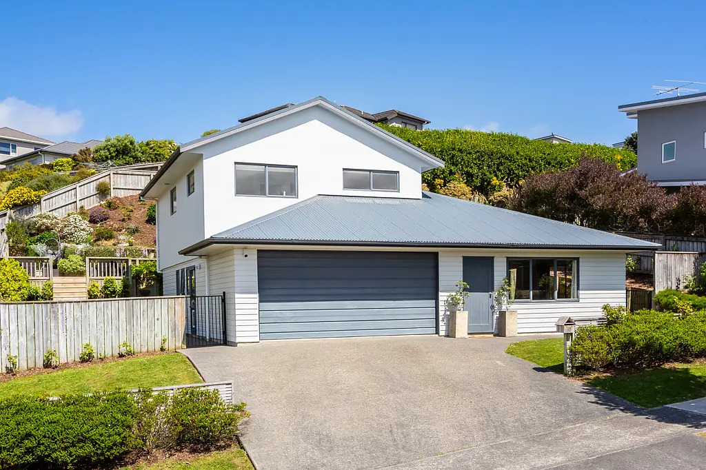 10 Te Puia Drive, Aotea, Porirua, Wellington