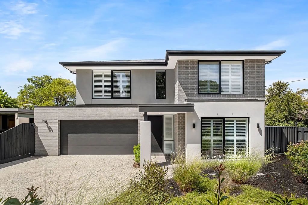 25 Barrington Drive, Ashwood, VIC 3147