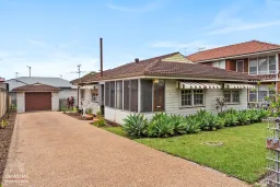 555 Maitland Road, Mayfield West