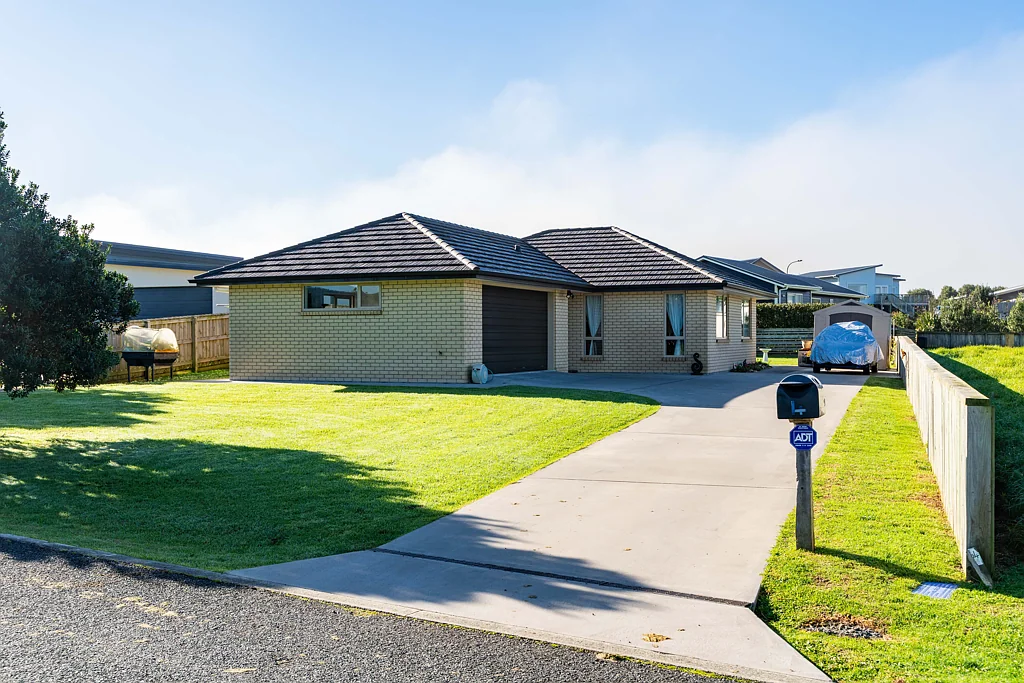 Dargaville Surrounds 3Kwarto Vendor Has Found Next Home - Committed to Sell