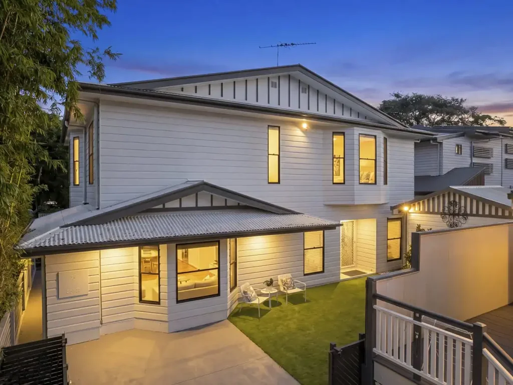 Wavell Heights 6Zimmer Expansive Family Living, Dedicated Executive Wing & Resort-Style Entertaining