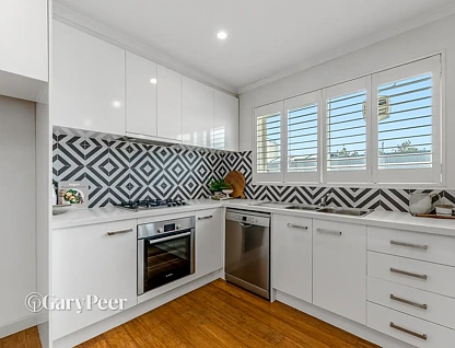 8/302 Glen Eira Road, Elsternwick, VIC 3185, 2房, 1浴, 公寓