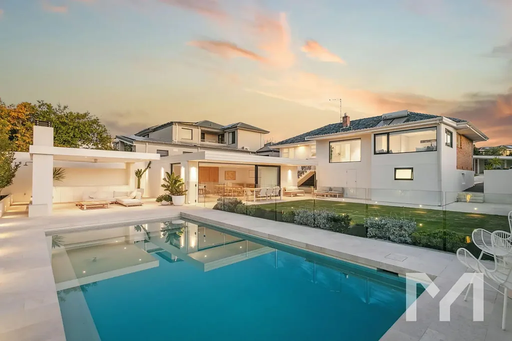 10 Munro Street, East Fremantle, WA 6158