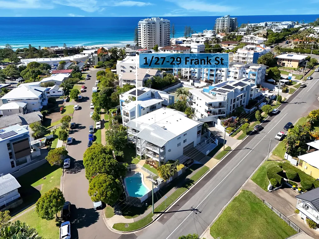 Coolum Beach 3 Bedroom Size and location