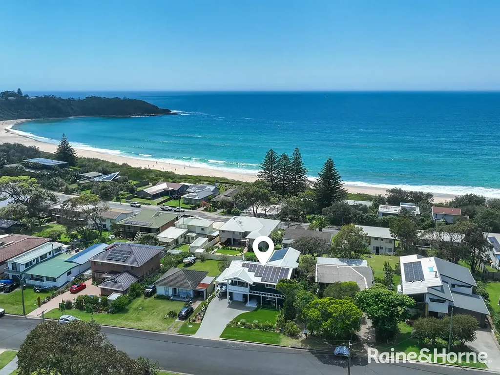 Mollymook Beach 4कमरा Luxury Coastal Living with Stunning Ocean Views