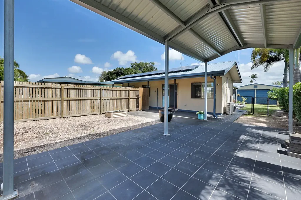 Andergrove 3 Bedroom Perfect First Home with Dual Side Access & Ultimate Entertaining!