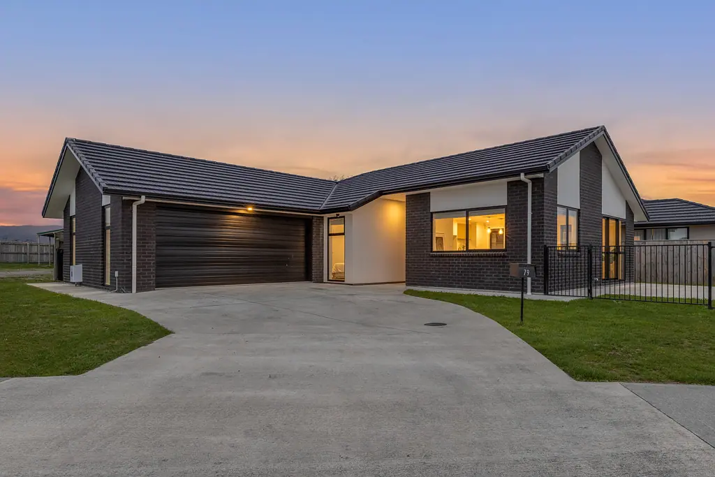 Levin 3कमरा Modern Comfort in a Growing Community