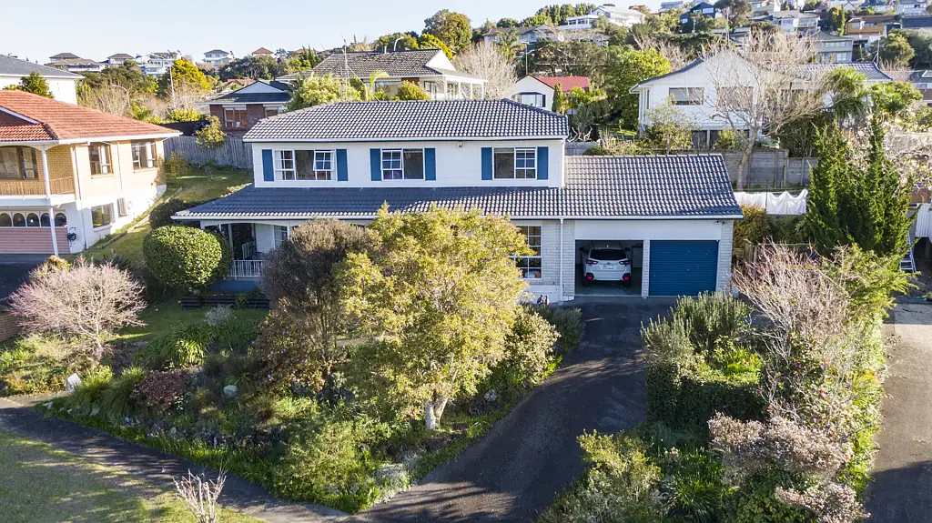 6 Mosman Place, Chatswood, North Shore City, Auckland