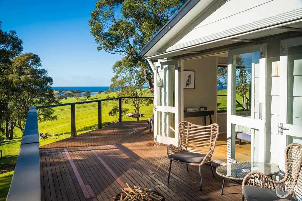 Central Tilba 6房  Tilba Coastal Retreat - Offering Lifestyle, Luxury & Established Business Opportunity