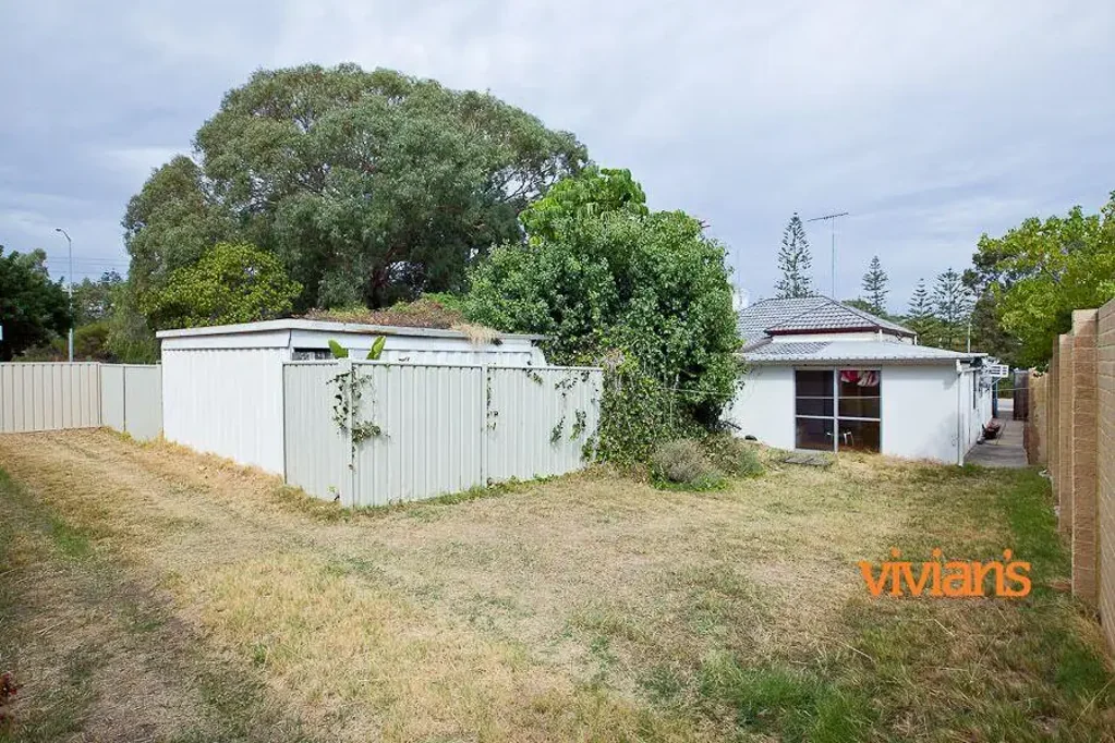 Cottesloe 2બેડરૂમ Beachside Development Opportunity!