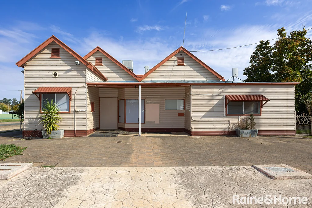 Ladysmith 3 Bedroom Opportunity Awaits