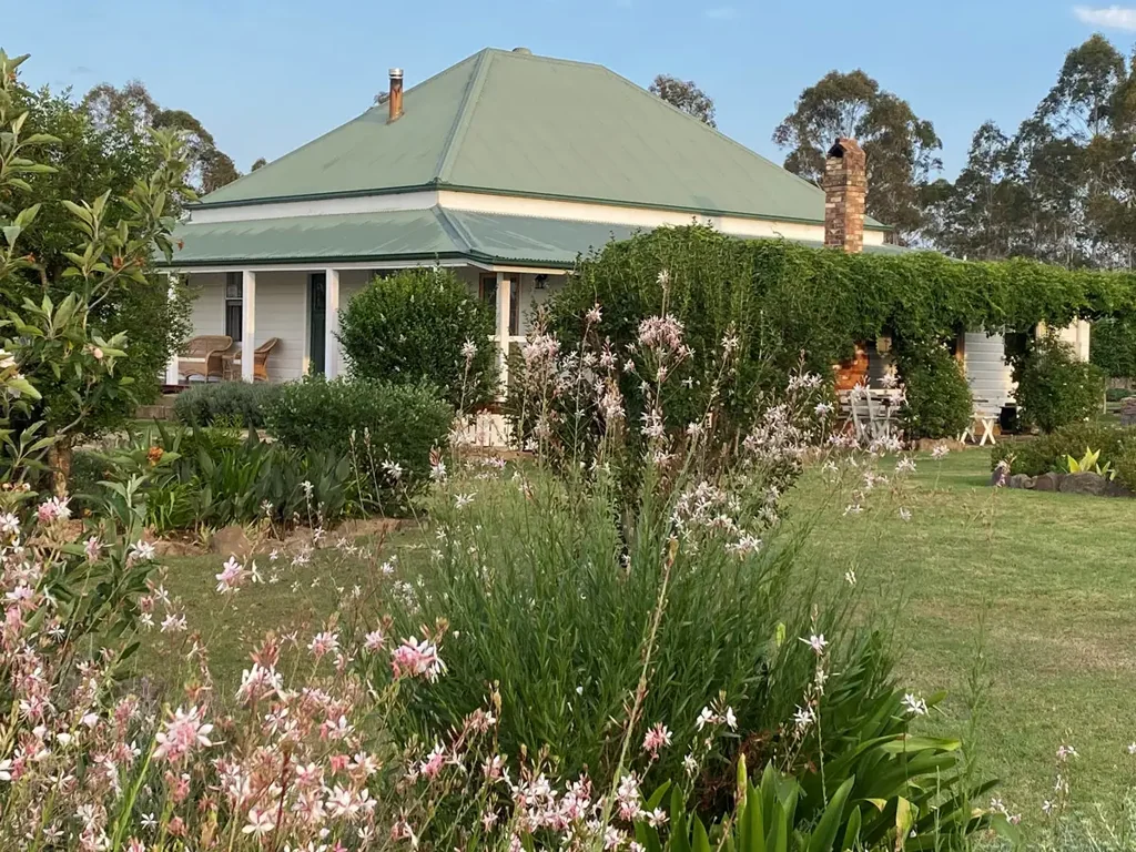 Swan Creek 4غرفة نوم 'PINEWOOD' Circa 1800s Period Residence on the Southern Downs