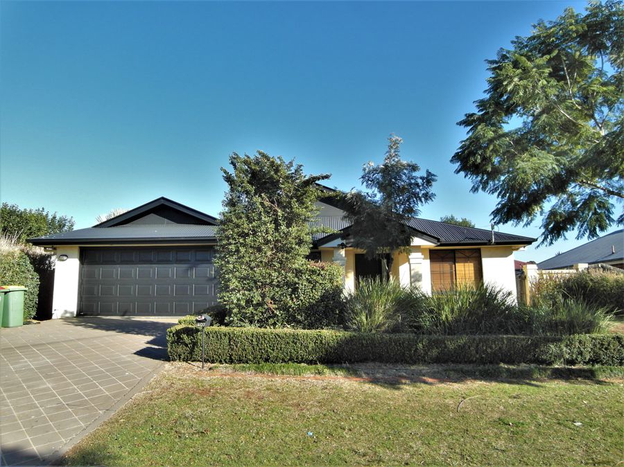 407 WEST ST, DARLING HEIGHTS QLD 4350, 0 ห้องนอน, 0 ห้องน้ำ, House