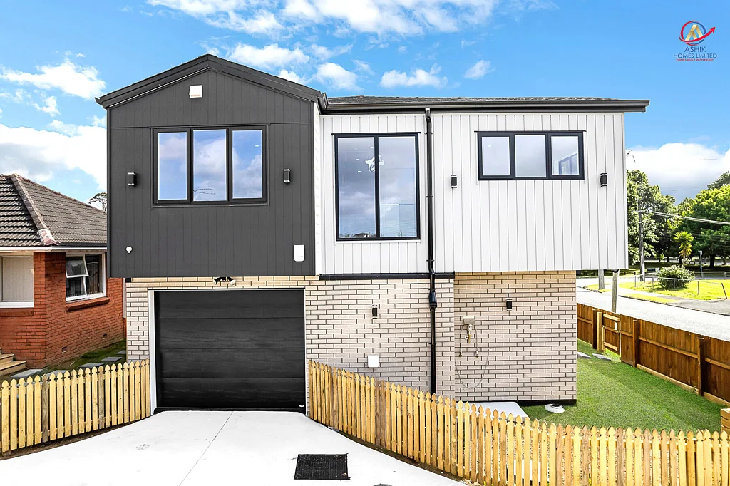 Mangere East 5 Bedroom BEST HOUSE IN BEST STREET - URGENT SALE
