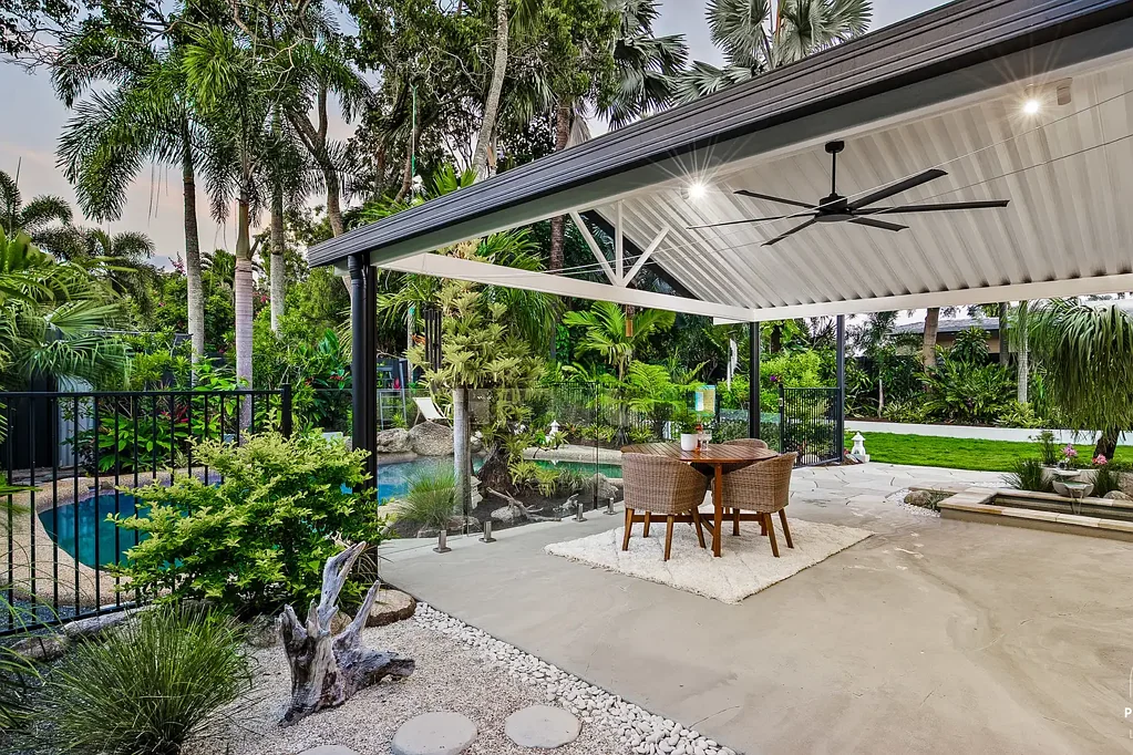 12 Marietta Street, Holloways Beach, QLD 4878