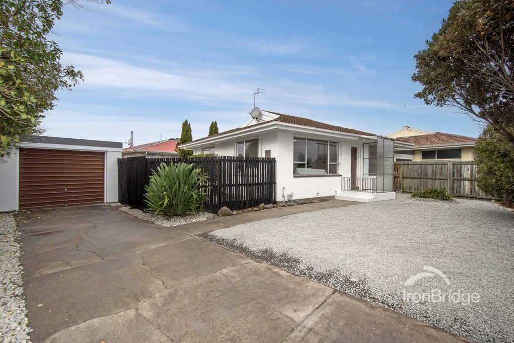 North New Brighton 2房  Renovated, Updated, Well Situated