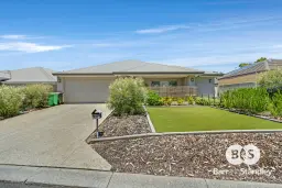 48 Mooralup Turn, Dalyellup