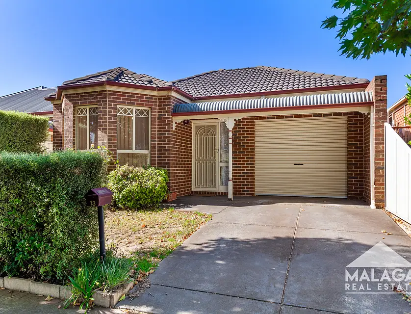 13 Golders Green Walk, Caroline Springs, Western Melbourne, 3 chambres, 2 salles de bain, House