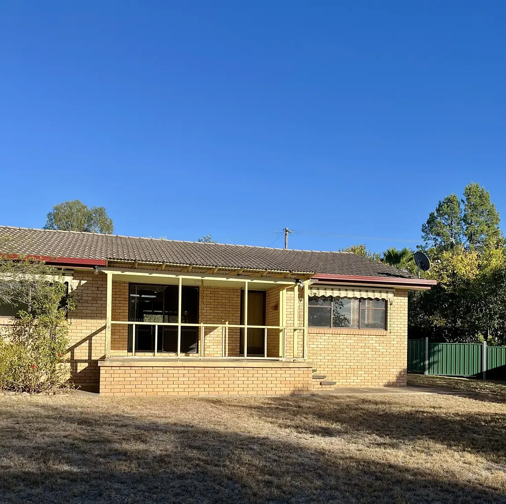 Neat and tidy 3 bedroom home