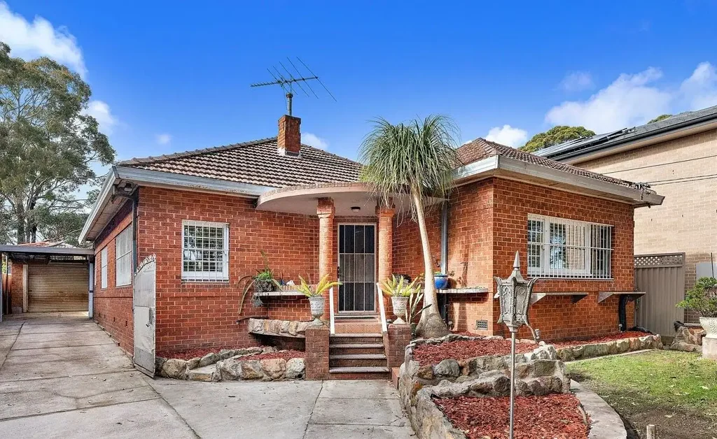 Family Home in Prime Location
