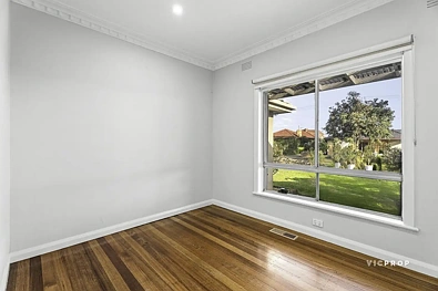 1/12 Sandra Avenue, Fawkner, VIC 3060, 3 rūma, 1 rūma horoi, House
