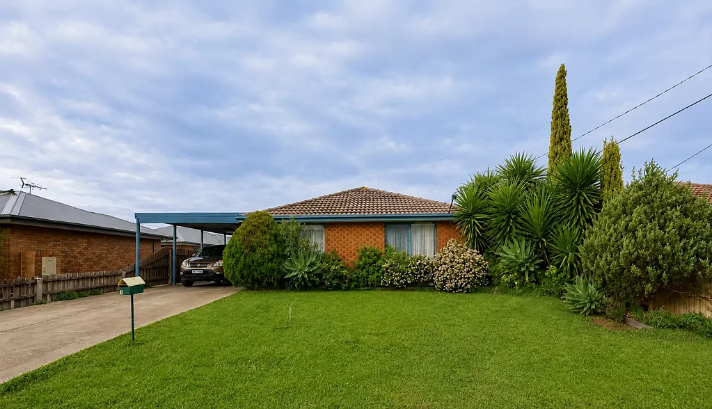 Werribee 3部屋 Move In, Invest or Develop - Endless Potential!
