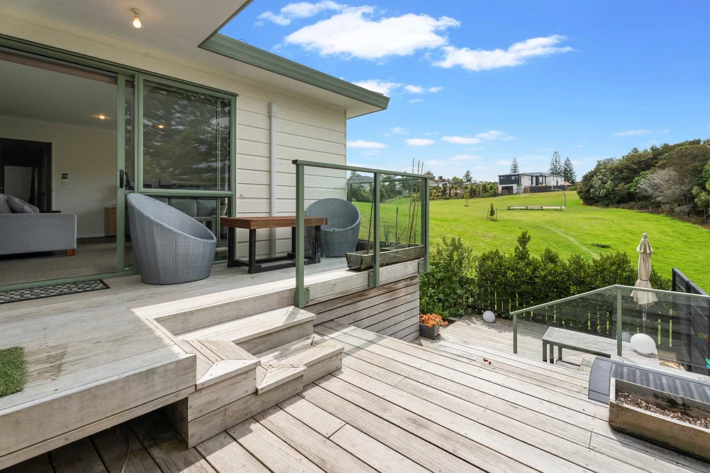 Waiotaiki Bay 3 Slaapkamer FREEHOLD PARKSIDE OASIS
