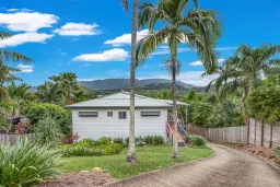 50 Country Road, Cannonvale