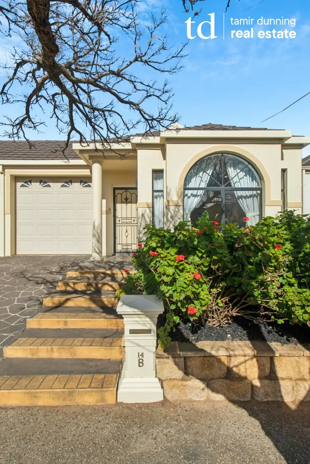 Mawson Lakes 3房  Modern, refreshed living on the doorstep of Shearwater Lake.
