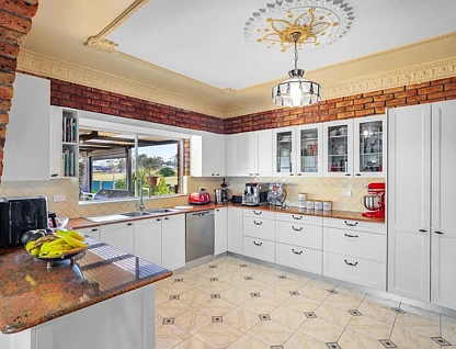 43 Masterfield Street, Rossmore, NSW 2557, 10 ਕਮਰੇ, 5 ਬਾਥਰੂਮ, House