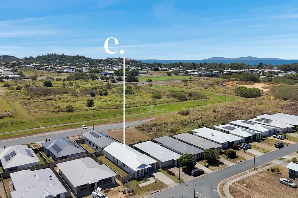 2 Henley Close, Blacks Beach, QLD 4740